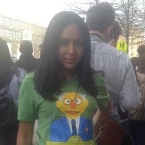 Meet your Posher, Crystal